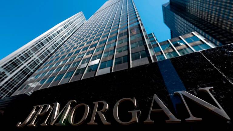 The inclusion of India’s local in JPMorgan’s Government Bond Index-Emerging Markets will set the stage for billions of dollars of inflows into the world’s fifth-largest economy. – AFPpic