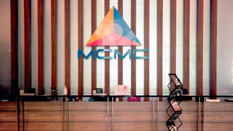 MCMC: 4G coverage in Labuan at 99.0% with speeds of 61.68 Mbps