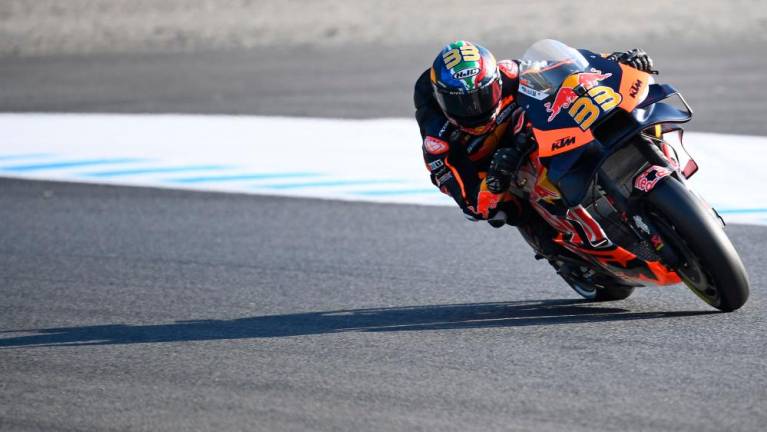 Red Bull KTM Factory Racing rider Brad Binder of South Africa rides his motorcycle during the MotoGP class practice session of the MotoGP Japanese Grand Prix at the Mobility Resort Motegi in Motegi, Tochigi prefecture on September 29, 2023./AFPPix