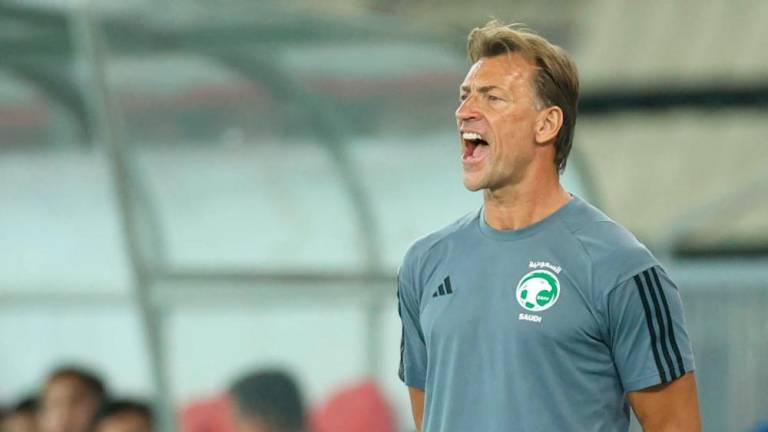 Saudi Arabia’s French coach Herve Renard speaks to his players during a friendly football match between Saudi Arabia and Bolivia at the Prince Abdullah al-Faisal Stadium in Jeddah on March 28, 2023/AFPPix