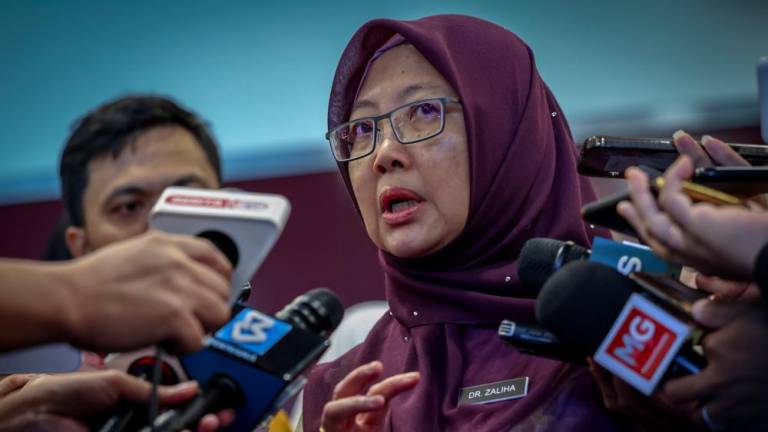 Health Minister Dr Zaliha Mustafa is speaking to reporters after officiating the pre Conference of Parties (COP) meeting, pre-Meeting of Parties (MOP) to Eliminate Illicit Trade in Tobacco Product and Electronic Smoking Device (ESD) Workshop on Sept 18 2023.   - fotoBERNAMA