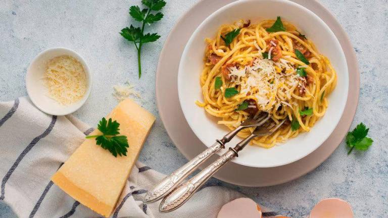 Spaghetti Aglio e Olio – PICS BY FREEPIK