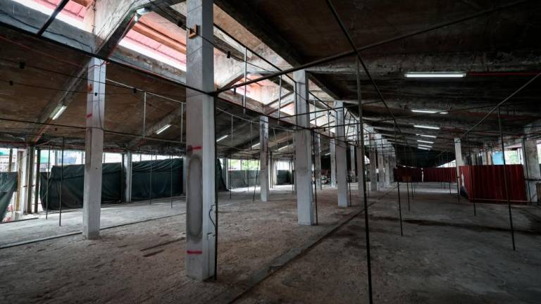 BUKIT MERTAJAM, 6 Feb -- The Ministry of Housing and Local Government (KPKT) has allocated RM23 million to rebuild Bukit Mertajam Public Market for the welfare and well-being of the 240,000 residents in the area. BERNAMAPIX