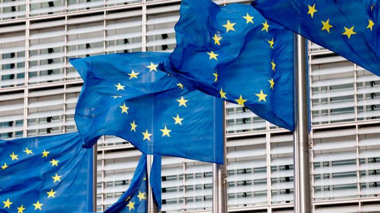European Union flags flutter outside the EU Commission headquarters in Brussels, Belgium, September 28, 2022. REUTERSpix