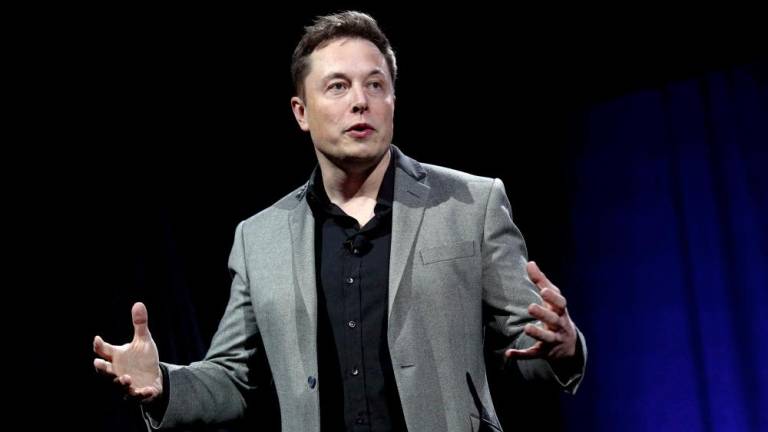File photo: Tesla CEO Elon Musk speaks at an event in Hawthorne, California April 30, 2015. REUTERSpix