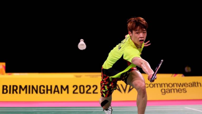 National singles player Ng Tze Yong in action against India's Srikanth Nammalwar Kidambi in the badminton semi-finals at the Birmingham 2022 Commonwealth Games at the NEC Hall on Sunday.BERNAMAPIX