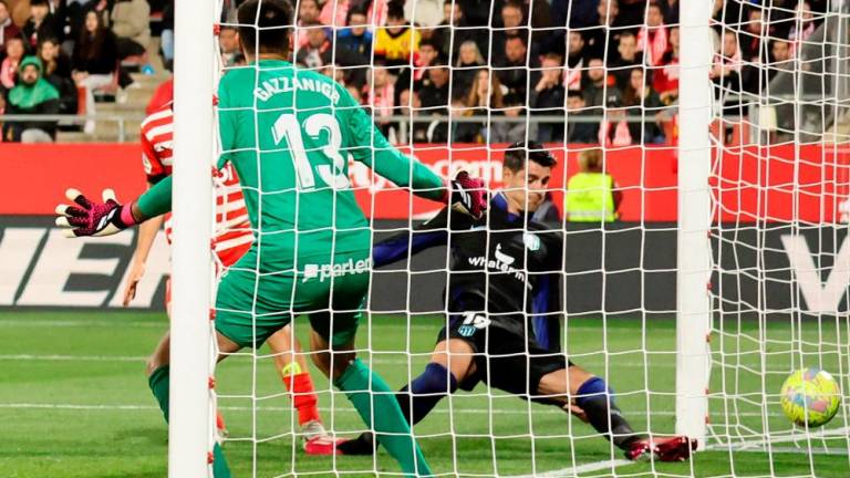 Football - LaLiga - Girona v Atletico Madrid - Estadi Montilivi, Girona, Spain - March 13, 2023 Atletico Madrid’s Alvaro Morata scores their first goal REUTERSPIX