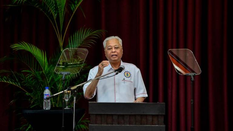 KUALA LUMPUR, 2 Julai -- Perdana Menteri Datuk Seri Ismail Sabri Yaakob berucap pada Majlis Perasmian Persidangan Perwakilan Kongres Kesatuan Sekerja Malaysia (MTUC) kali ke-42 hari ini.--fotoBERNAMA