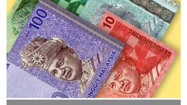 Ringgit ends lower against us dollar at close