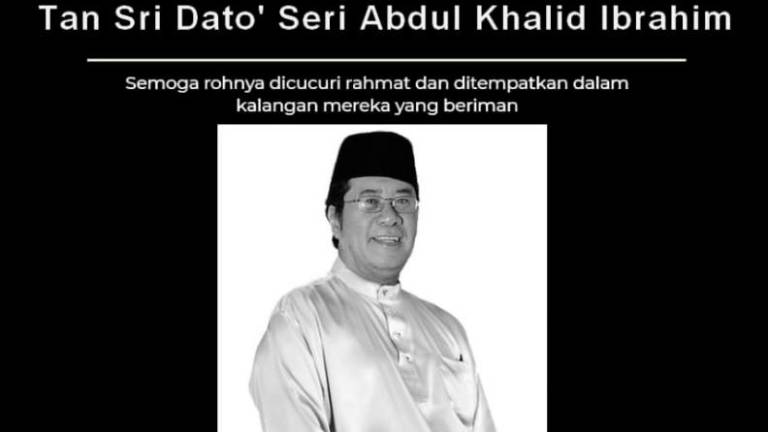 Tan Sri Abdul Khalid Ibrahim meninggal dunia