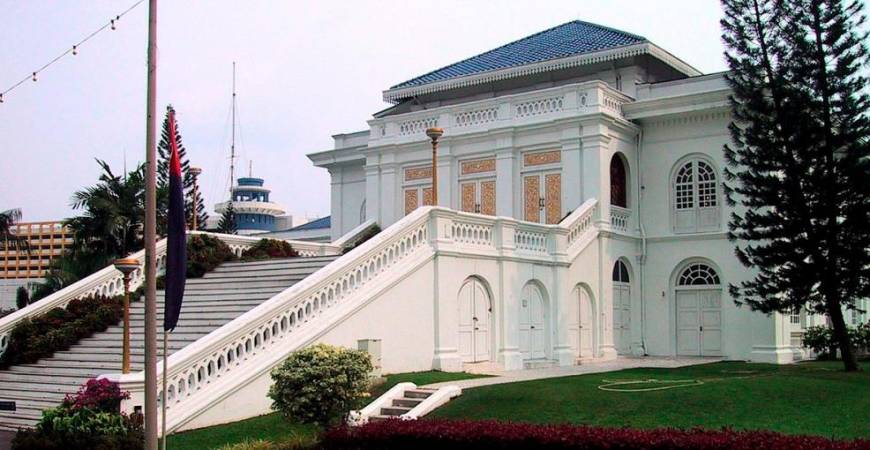 The Royal Abu Bakar Museum is one of the oldest buildings in Johor. – WIKIPEDIA