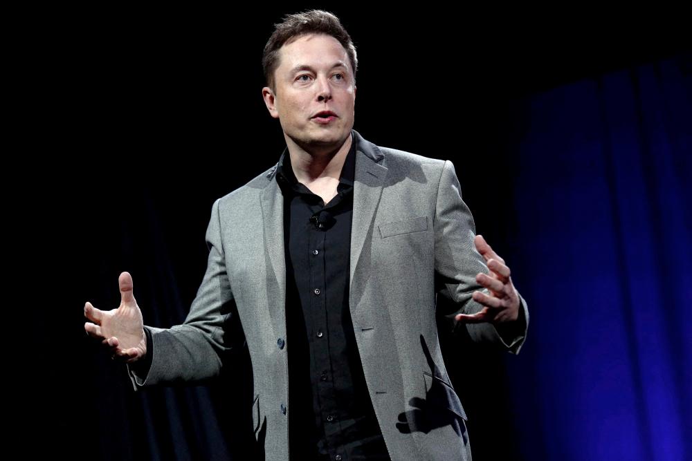 File photo: Tesla CEO Elon Musk speaks at an event in Hawthorne, California April 30, 2015. REUTERSpix
