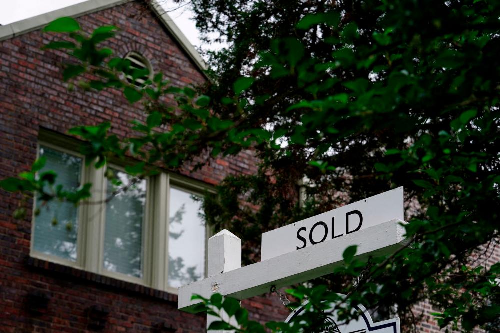 A Commerce Department report shows new home sales, which account for 12.5% of US home sales, rebounded 7.5% to a seasonally adjusted annual rate of 632,000 units in October. – Reuterspic