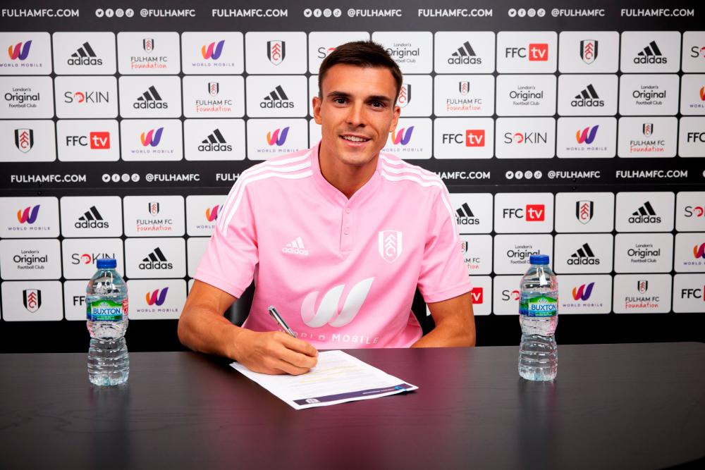 The 26-year-old agreed a five-year contract, with the club holding the option for an additional 12-month extension. Credit: Twitter/@FulhamFC