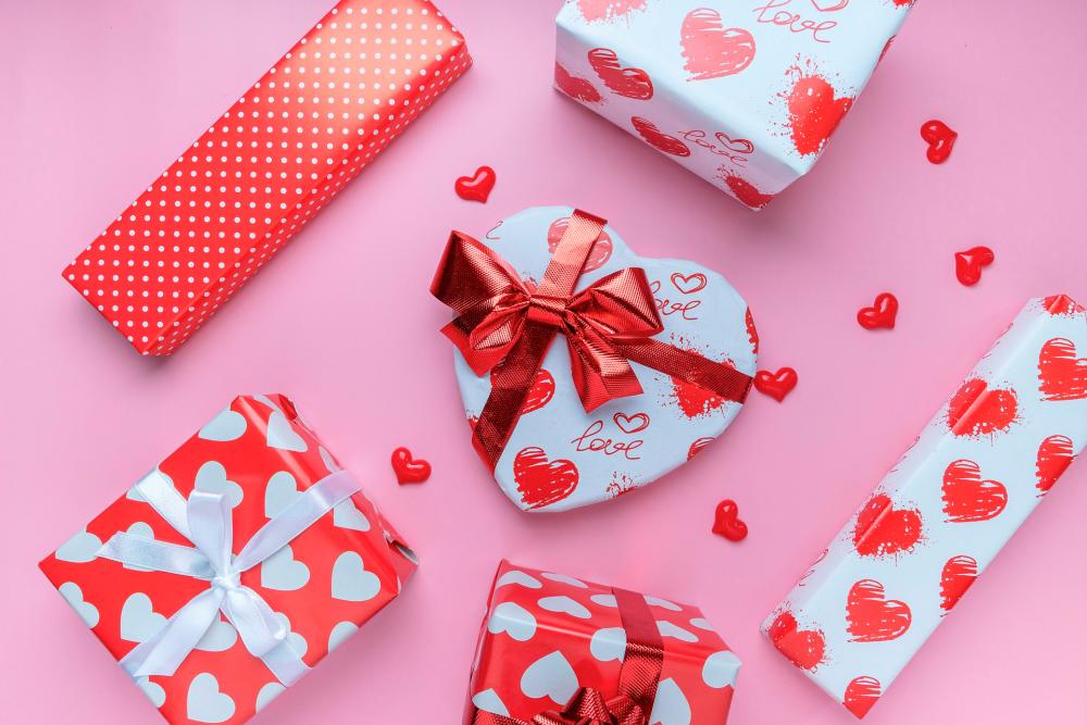 Celebrate Valentine’s day with your partner by giving them these affectionate gifts. – PIXABAY