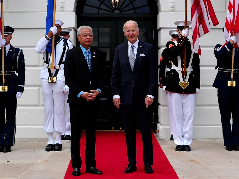 Malaysian Prime Minister Datuk Seri Ismail Sabri Yaakob met with United States (US) President Joe Biden at the White House on Thursday (Friday in Malaysia). BERNAMApix