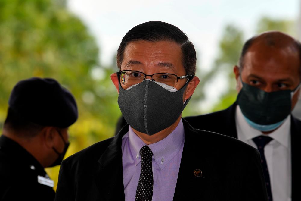 Saya bayar RM19 juta untuk hentikan siasatan terhadap Lim: Saksi