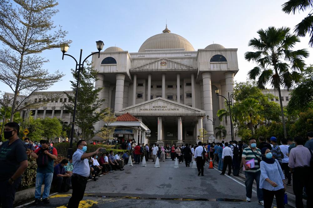 LIVE UPDATES: Najib’s SRC trial verdict
