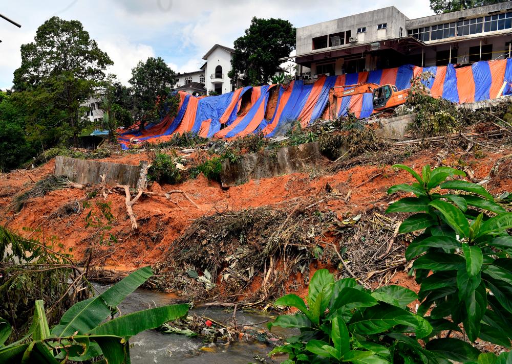 Kemensah heights landslide