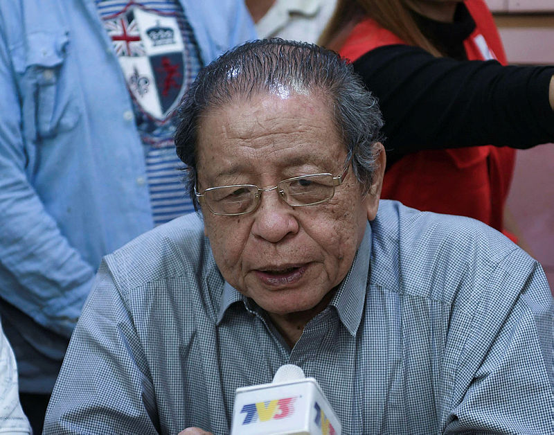 EC should launch inquiry into transfer of military voters, says Kit Siang