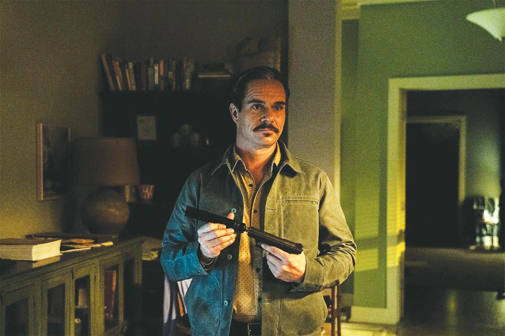 $!Tony Dalton deserves praise for bringing layers to his performance as Lalo, the only sane Salamanca.
