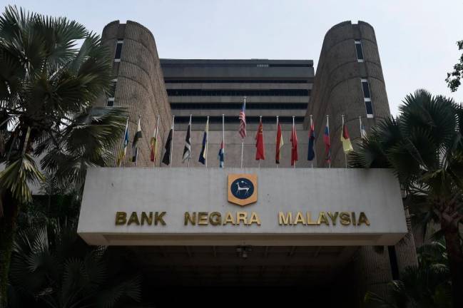 Responsibility of govt and Bank Negara to throw lifeline to drowning businesses, workers: Economists