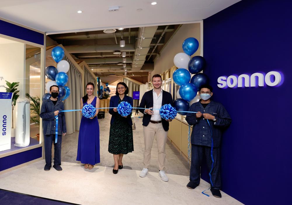 From right: Miceli, Publika chief development officer Mardiana Rahayu Tukiran and Sonno co-founder Margherita Mosaghini during the ribbon cutting ceremony to officiate the Sonno flagship store.