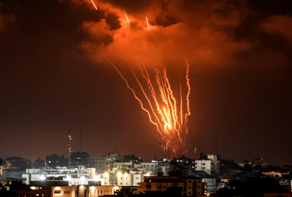 A picture taken on August 5, 2022, shows Palestinian rockets fired from Gaza City in retaliation to earlier Israeli air strikes. A senior militant from Islamic Jihad was killed in an Israeli air strike on the Gaza Strip today, prompting the militant group to warn Israel has “started a war”/AFPPix