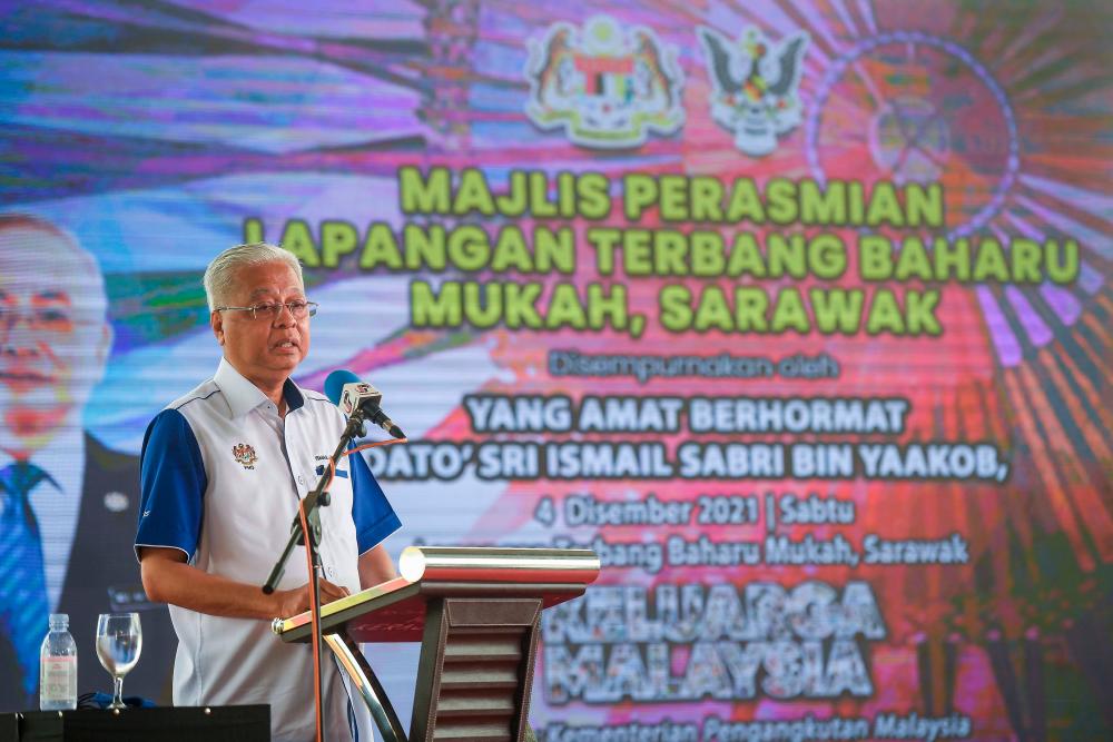 MUKAH, 4 Dec -- Prime Minister Datuk Seri Ismail Sabri Yaakob delivered a speech at the Opening Ceremony of the New Mukah Airport, Sarawak today. BERNAMApix