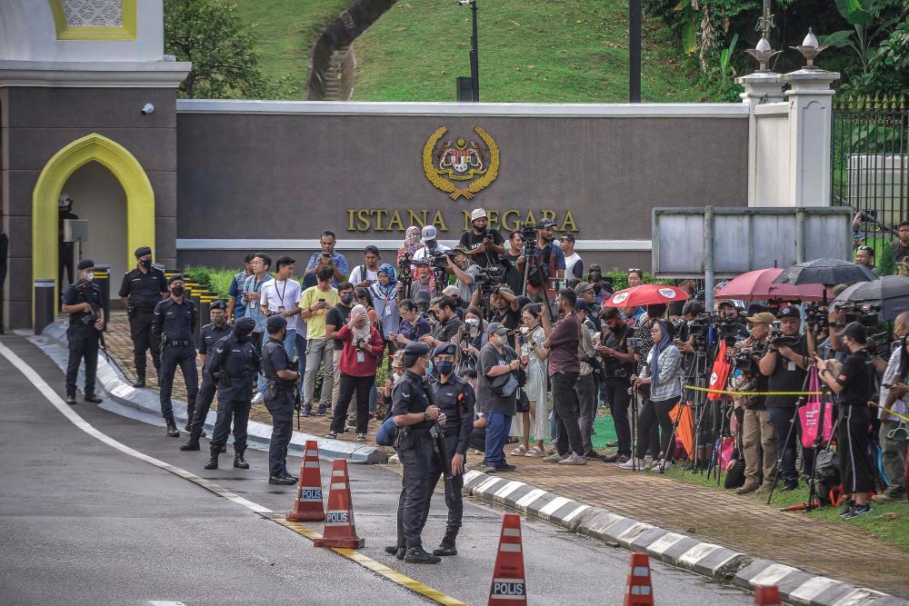 Media personnel have been staking out at Gate 2 of Istana Negara ever since the 15th general election resulted in a hung Parliament. – adib rawi yahya/theSun