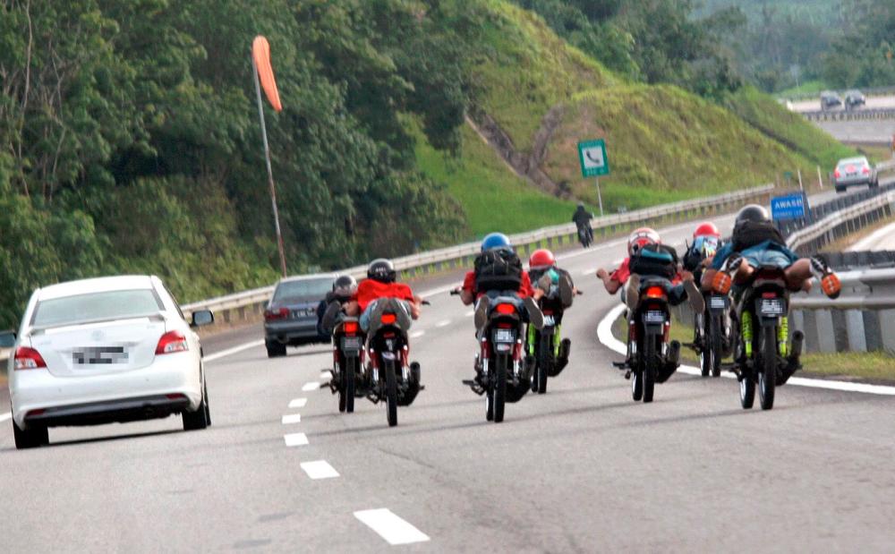 Throw the book at errant motorcyclists to save them: Transport expert